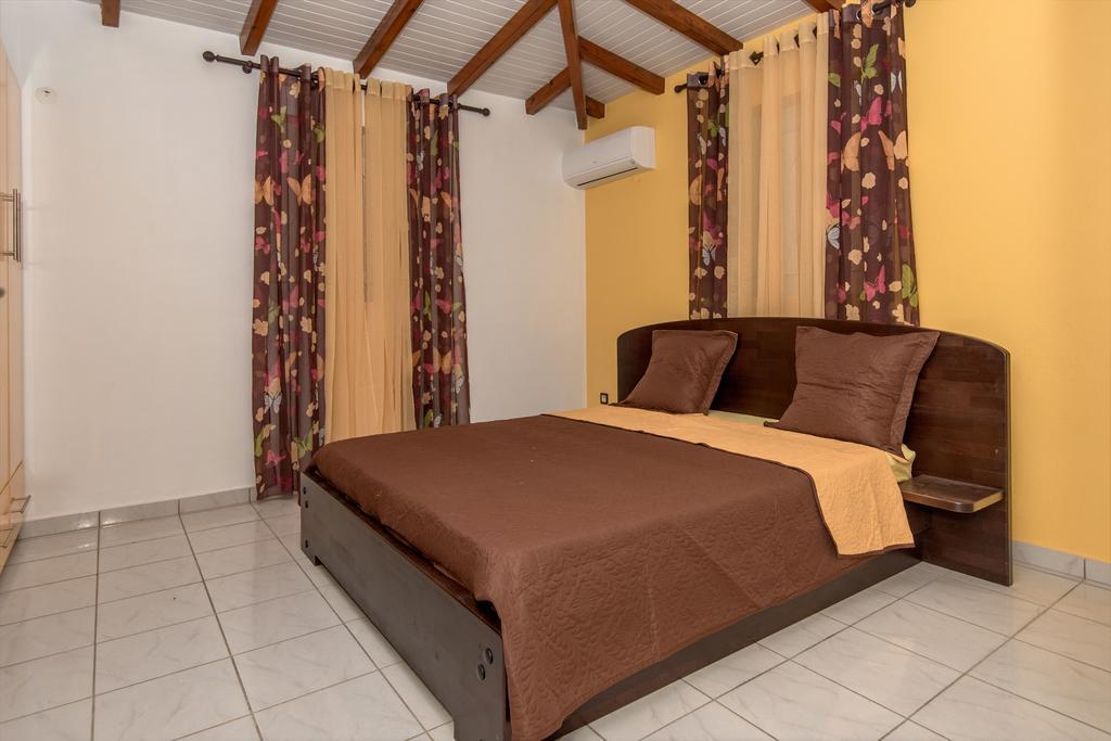 Bienvenue Au Tropic Venucia Port-Louis